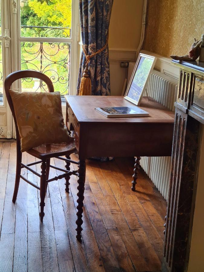 Maison Zola Bed & Breakfast Saint-Amand-Mont-Rond Екстериор снимка