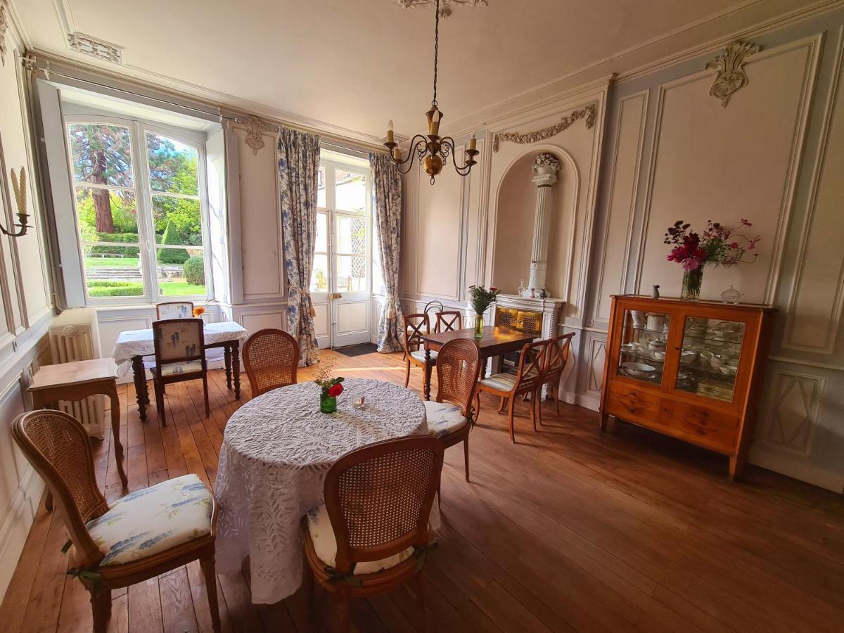 Maison Zola Bed & Breakfast Saint-Amand-Mont-Rond Екстериор снимка