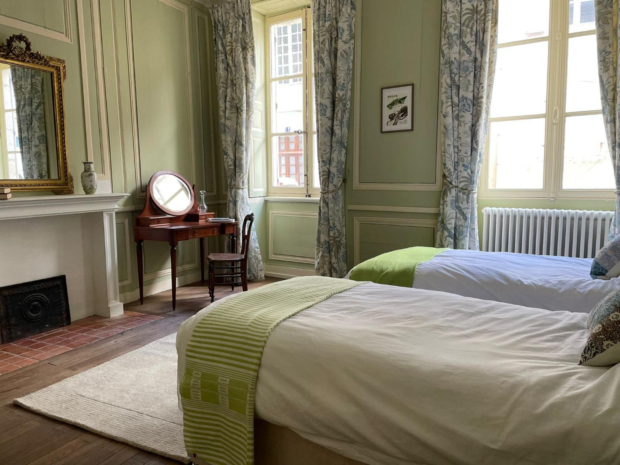 Maison Zola Bed & Breakfast Saint-Amand-Mont-Rond Стая снимка